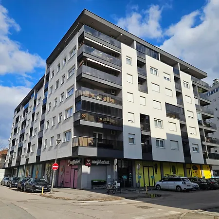 Exclusive شقة بانيا لوكا