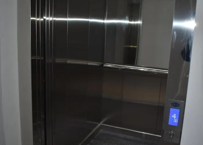 Exclusive شقة بانيا لوكا